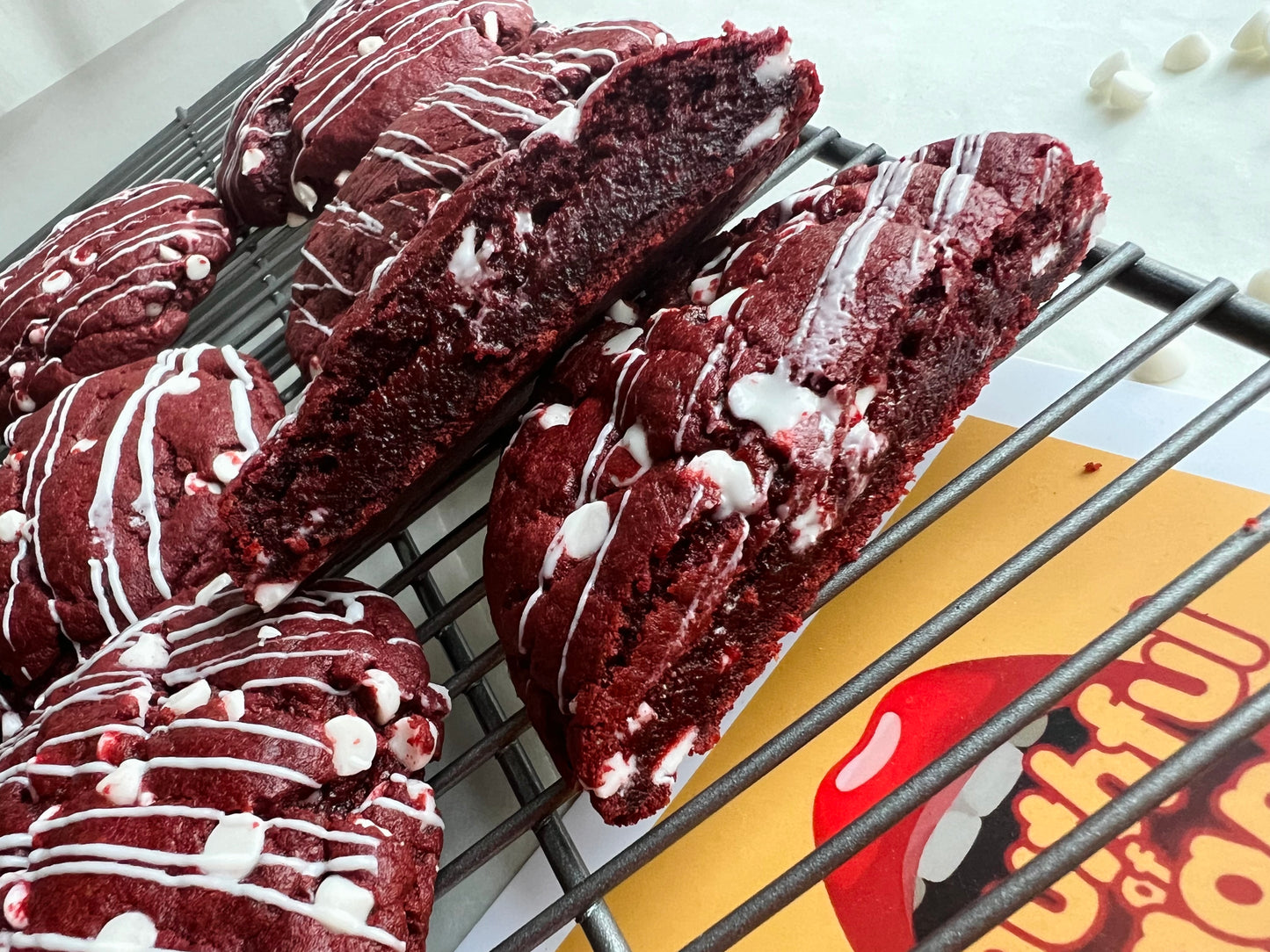 Red velvet cookie box